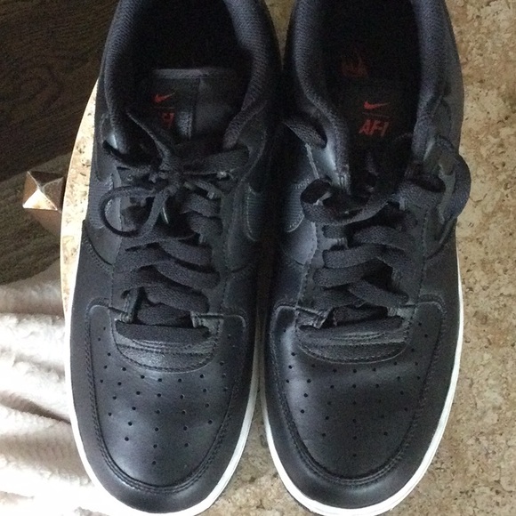 Nike AF one (mens 9.5) - Picture 4 of 6